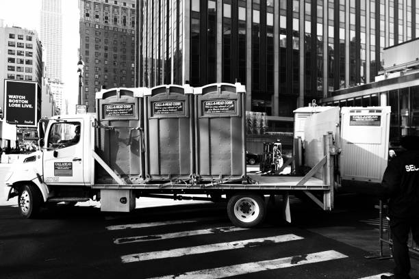 Affordable portable toilet rental in Glenvar Heights, FL